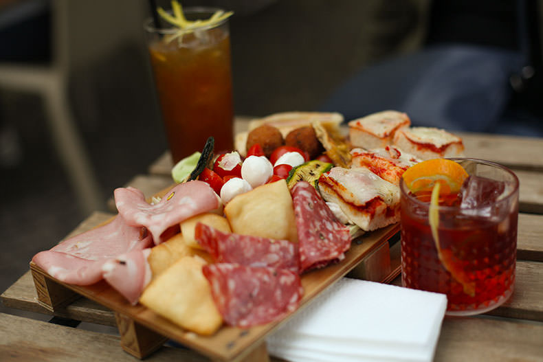 A negroni and aperitivo in Turin