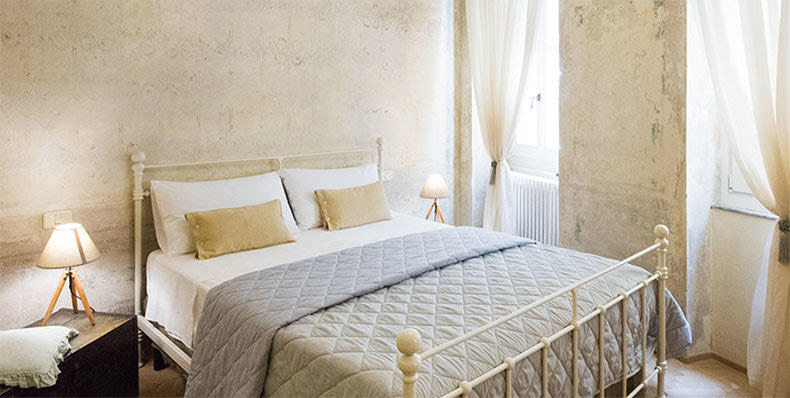 An italian bedroom