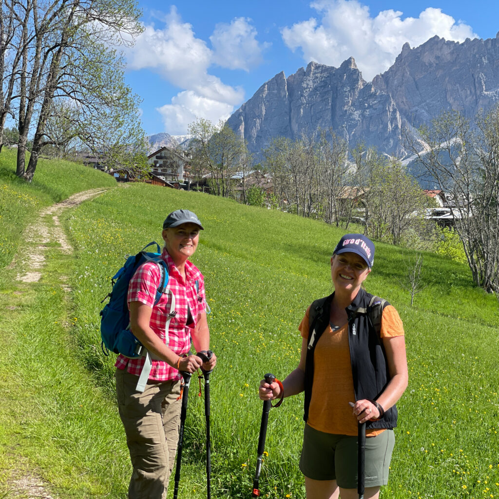 Two women hiking in the dolomites