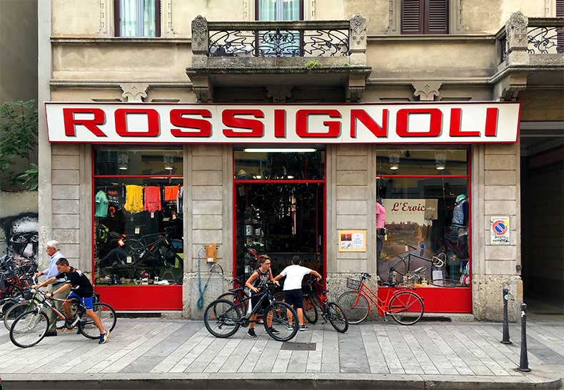 The Rossignoli bike shop in Milan