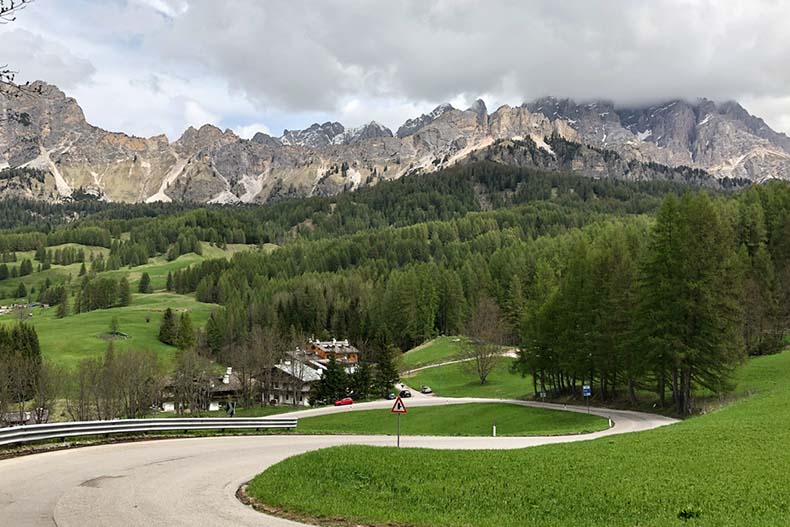 The descent into Cortina D'Ampezzo