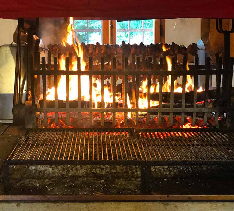 Food cooked on fire in Italy