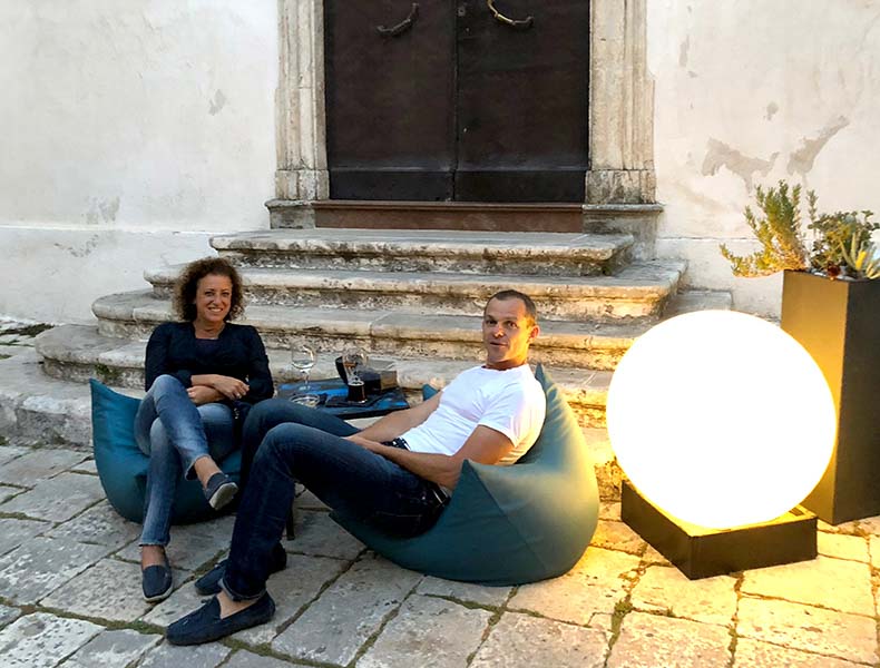 two people having aperitivo in Puglia