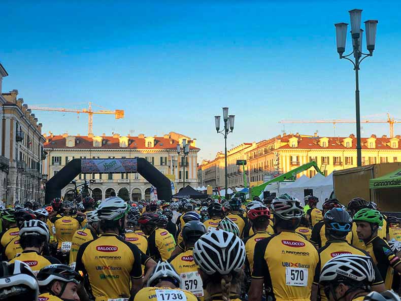 The start line of the La Fausto Coppi Gran Fondo