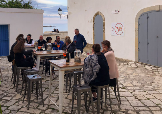 Aperitivo by the sea in Puglia