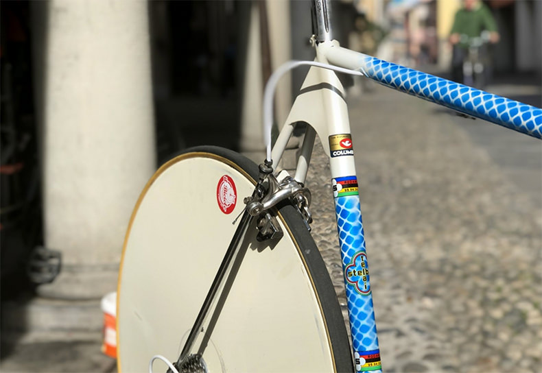 A vintage stelbel crono bicycle